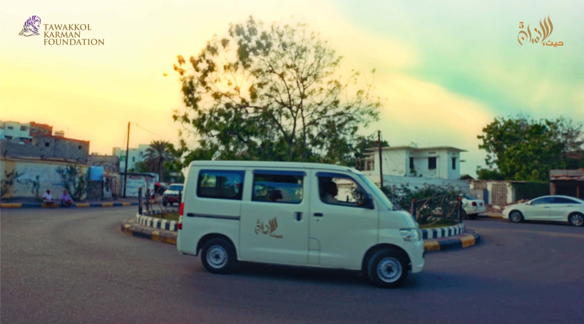 Tawakkol Karman Foundation Grants Car to Disabled Man (Aden, Yemen). 