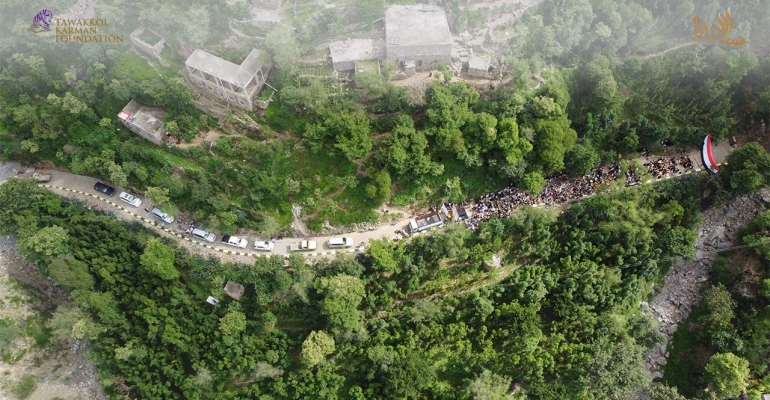 TKF paves and widens road in isolated Jarah, Taiz